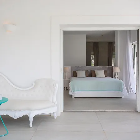 Sargantana Villa